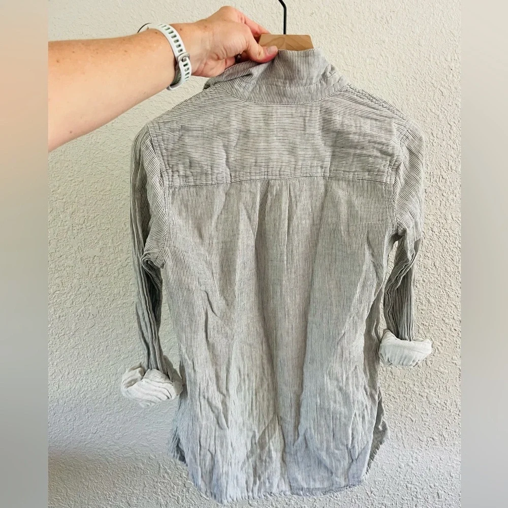 Marine Layer Grey Stripe Half Button Top - Picture 3 of 9